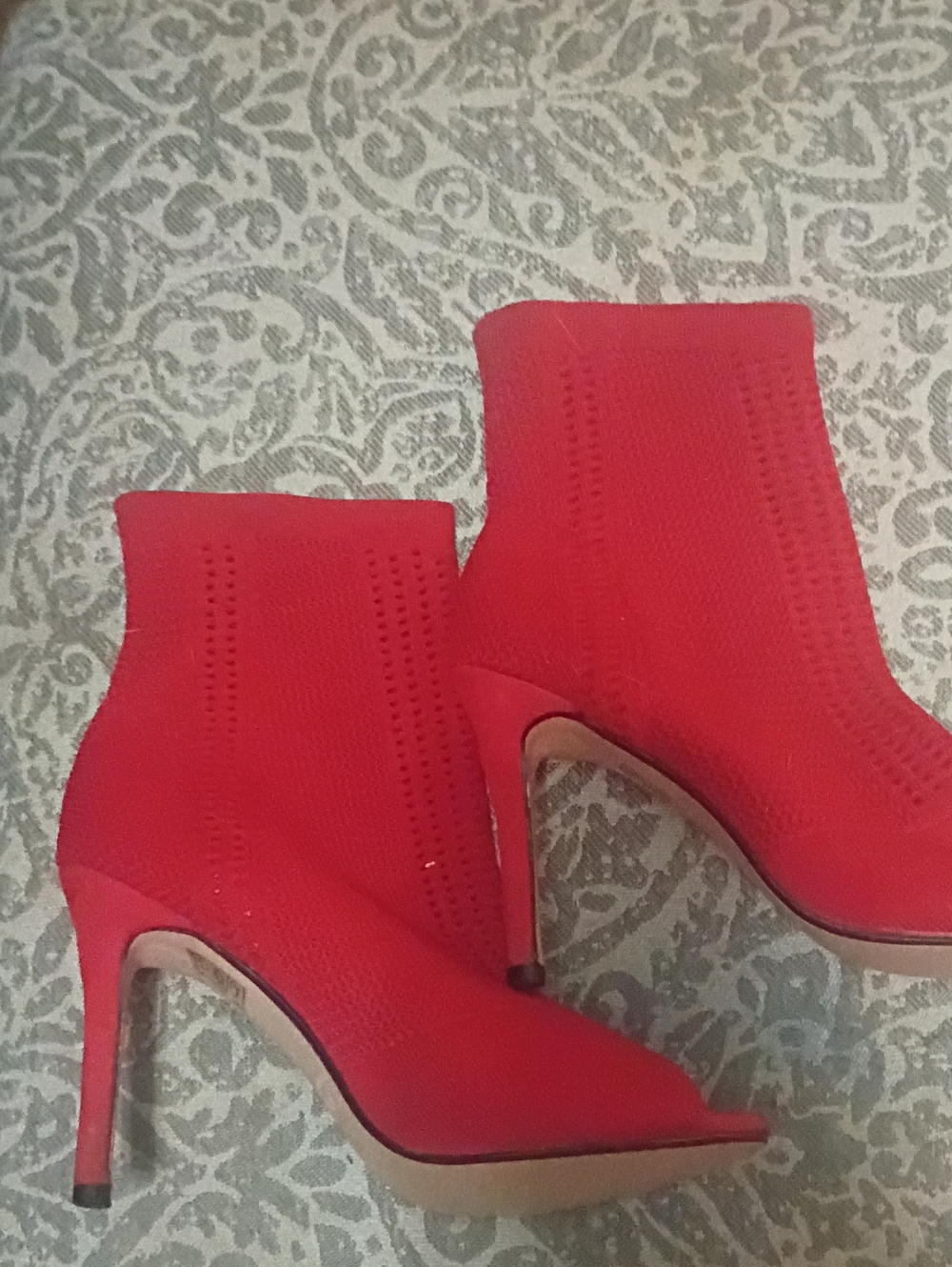 Catherine Malandrino Red Peep-Toe Heeled Booties. 8 5